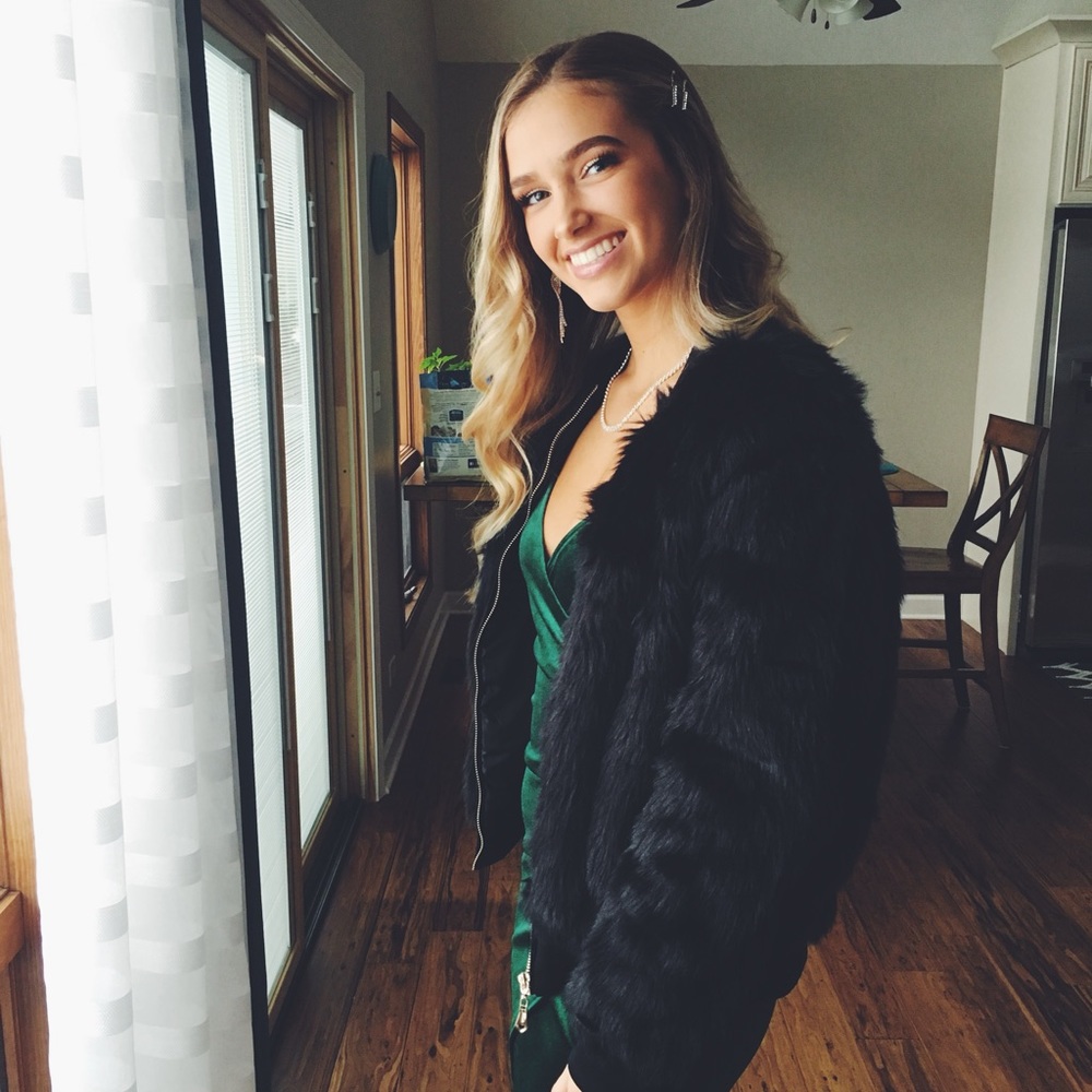 Meet your Posher, Maddie